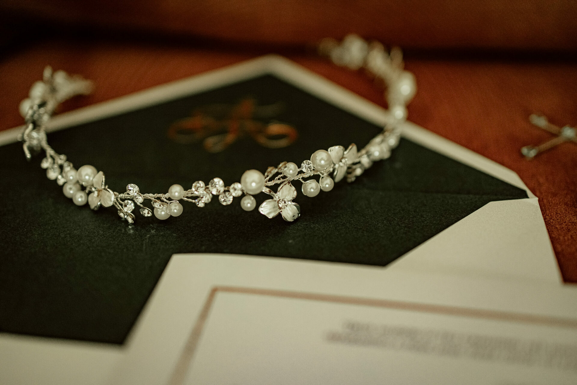 AMARA Silver Leaf Flower Bridal Tiara Wedding Crown